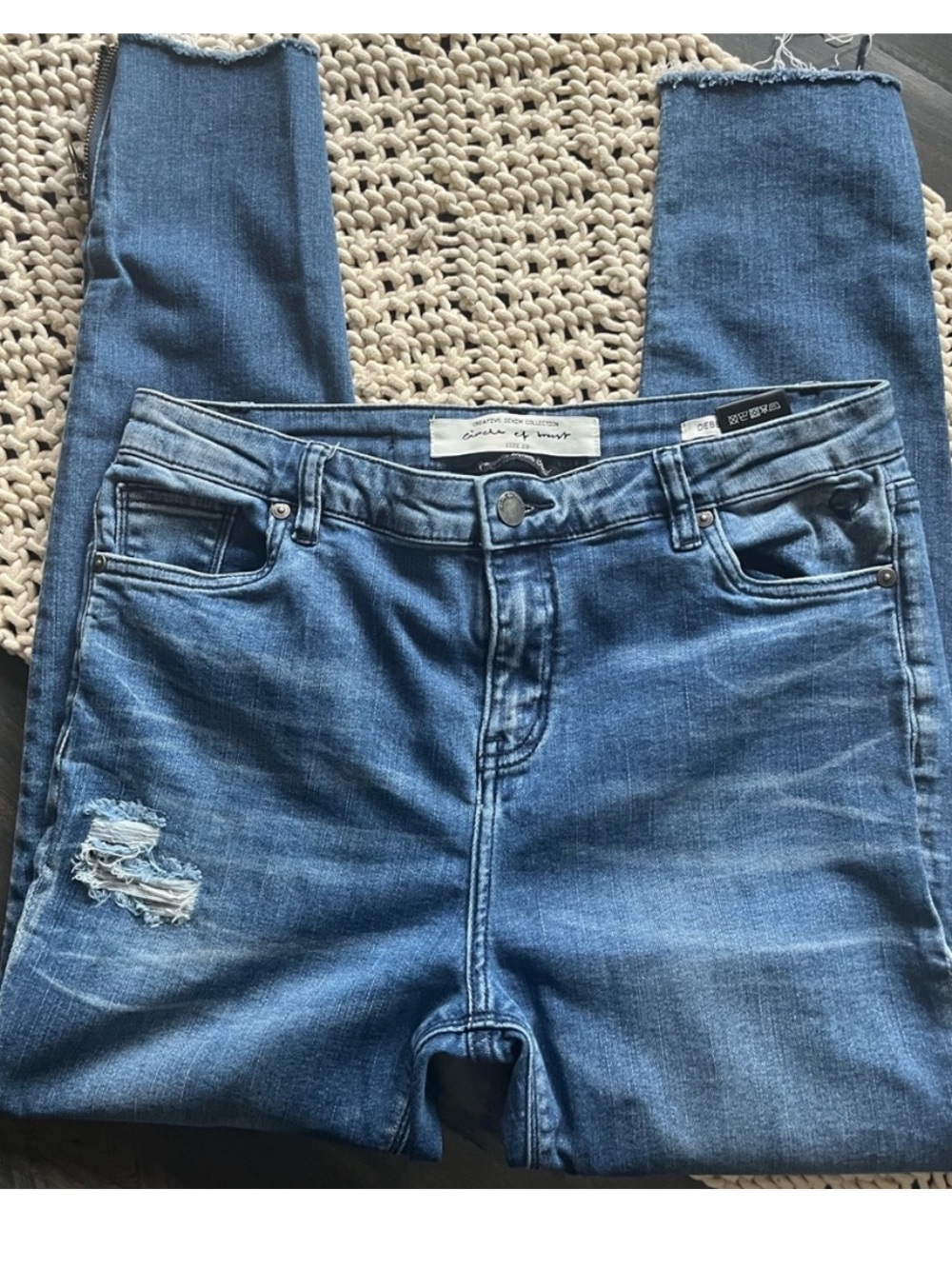 CIRCLE OF TRUST Debbie Cropped Extra Vintage Size 29 Like New